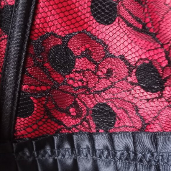 Corset 'Alivila.y' Red/Black Satin & Lace Size XXL - Picture 5 of 16
